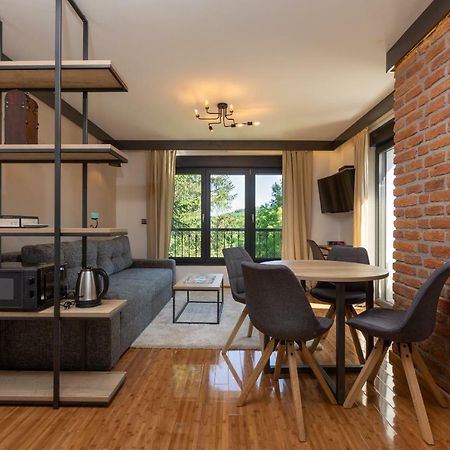 Pampas Apartments Mreznica دوغا غيسا المظهر الخارجي الصورة
