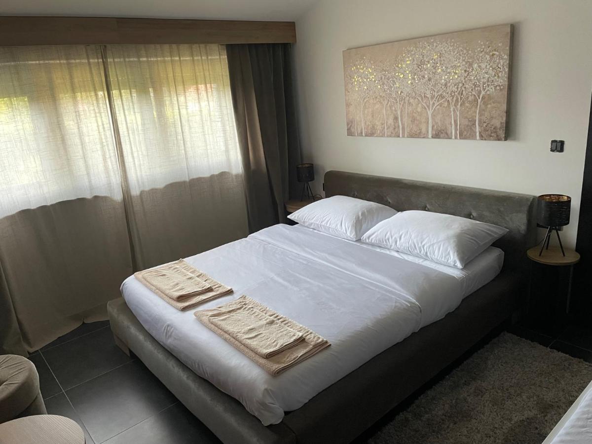 Pampas Apartments Mreznica دوغا غيسا المظهر الخارجي الصورة