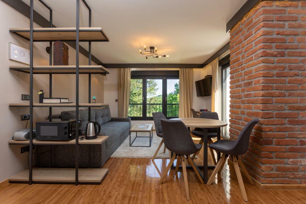 Pampas Apartments Mreznica دوغا غيسا المظهر الخارجي الصورة