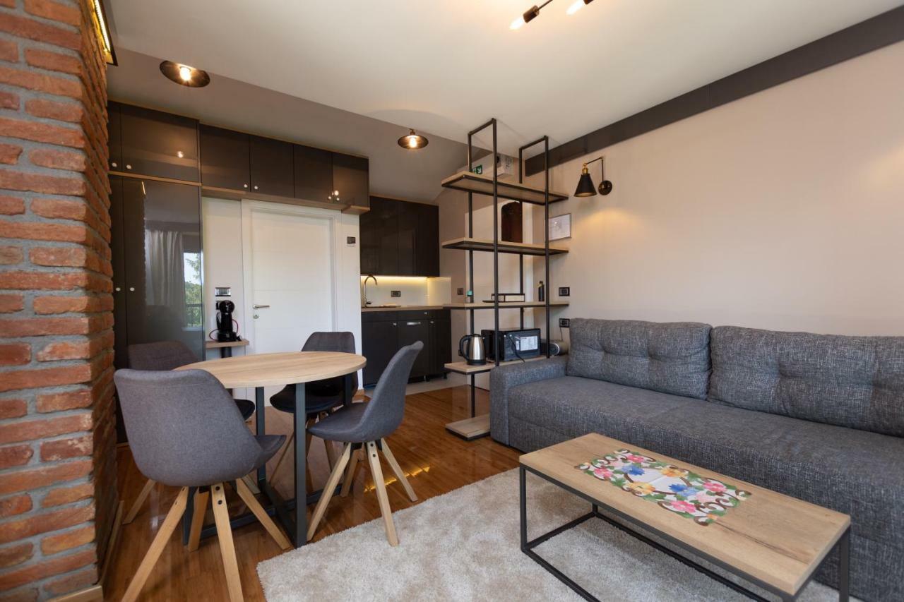 Pampas Apartments Mreznica دوغا غيسا المظهر الخارجي الصورة