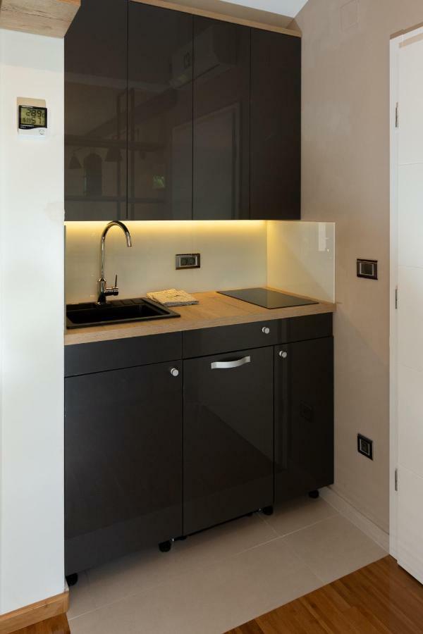 Pampas Apartments Mreznica دوغا غيسا المظهر الخارجي الصورة