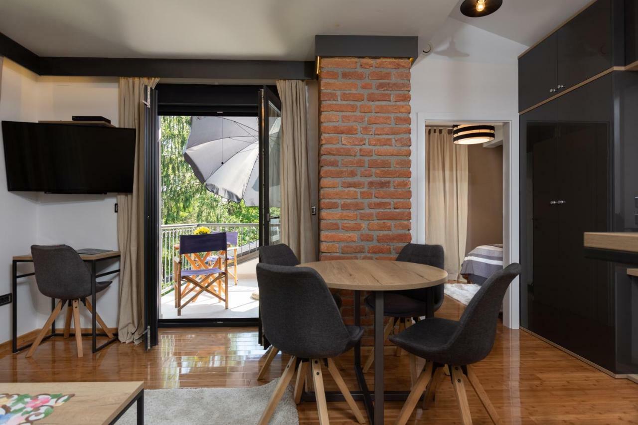 Pampas Apartments Mreznica دوغا غيسا المظهر الخارجي الصورة