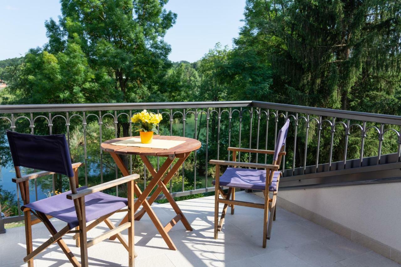 Pampas Apartments Mreznica دوغا غيسا المظهر الخارجي الصورة